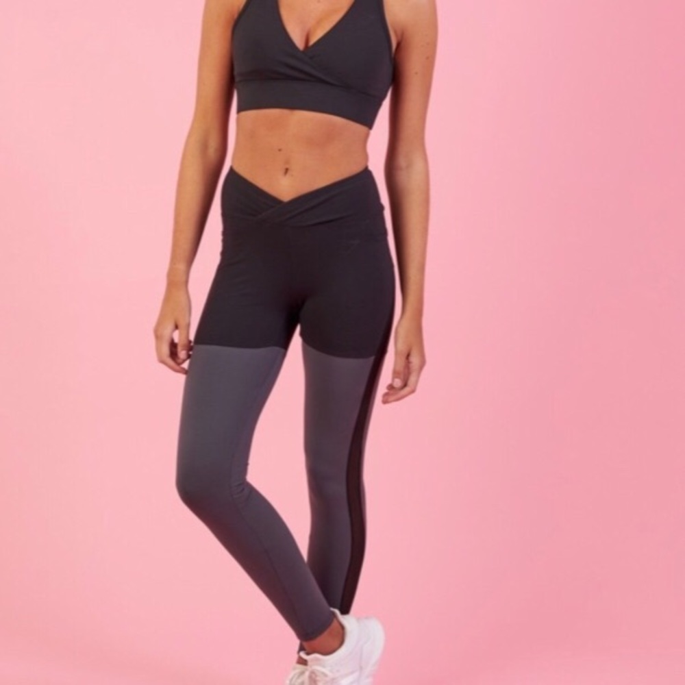 Nikki b Dynamic Leggings in Black Marl